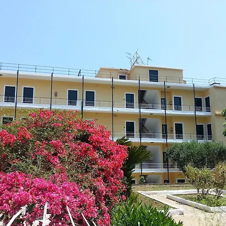 Akti Hotel 3*